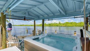 Apartment (0 Bedroom) | Interior