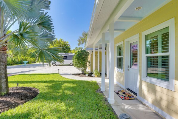 Apartment (0 Bedroom) | Interior - Riverfront Florida Studio w/ Pool & Hot Tub Access (LaBelle)