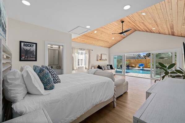 5 bedrooms, iron/ironing board, travel crib, free WiFi