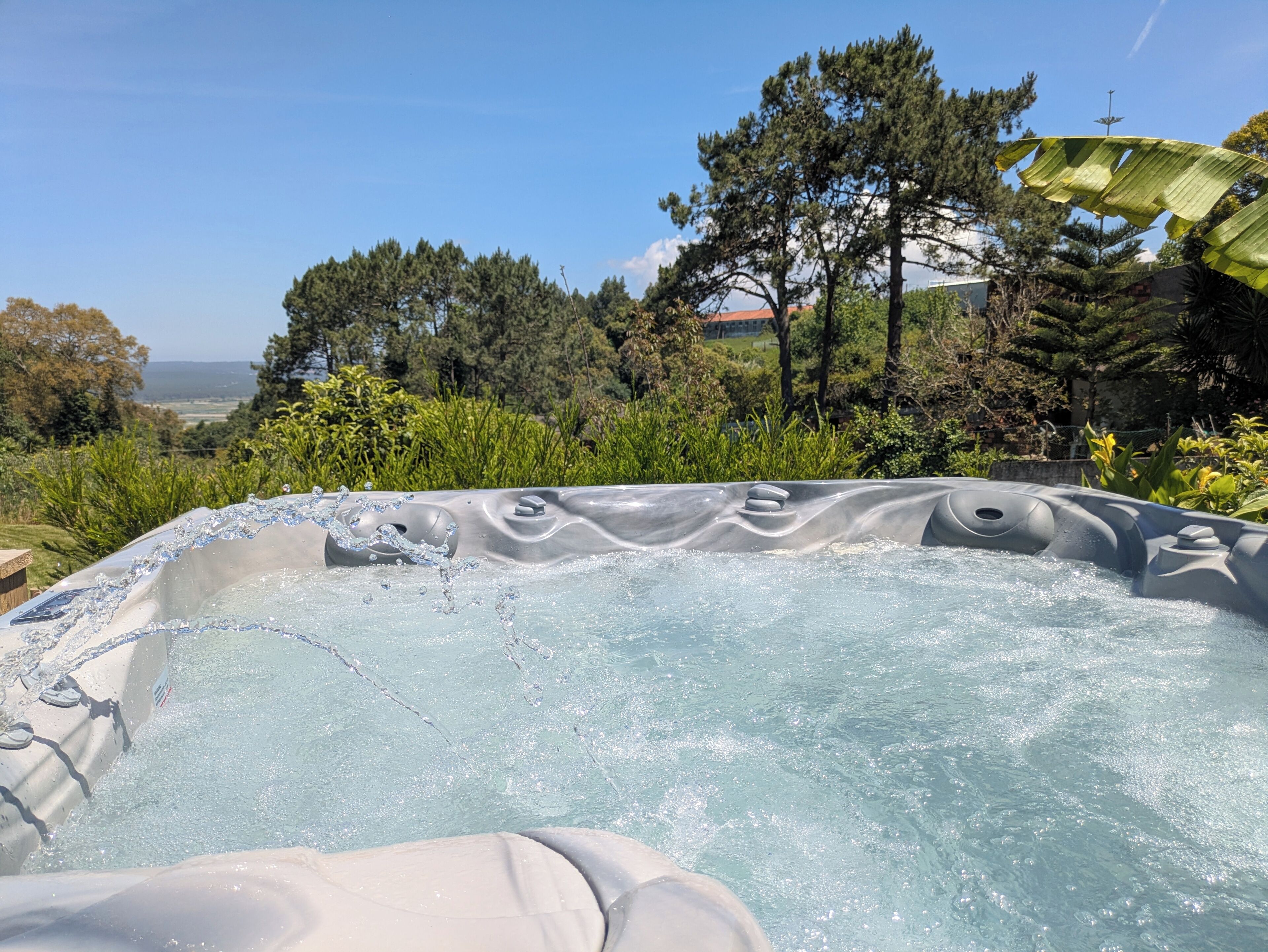 Bain à remous extérieur