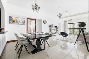 Luxury Apartment | Living area - StoneTree - Golden Mile 5 2BR - Beach Access (Dubai)