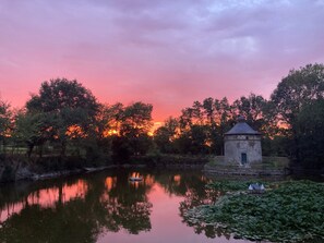 Romantisch huis | Uitzicht vanuit de kamer