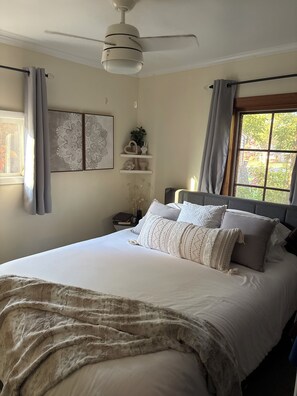 1 bedroom, iron/ironing board, free WiFi, bed sheets