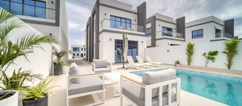 Beautiful 3BR Villa with Assistant Room Al Dana Island, Fujairah by Deluxe Holiday Homes