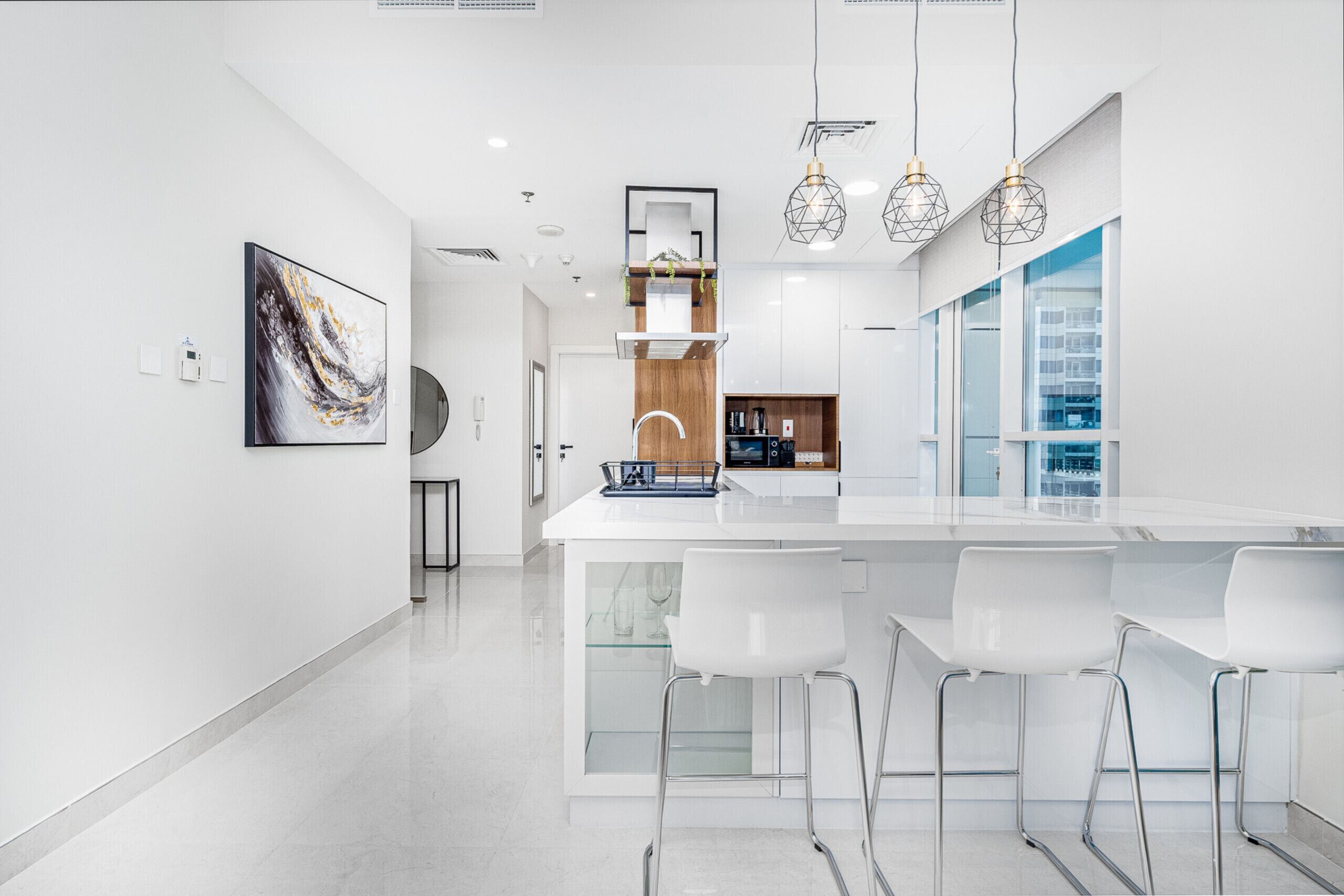 Køleskab, mikrobølgeovn, ovn, kogeplade