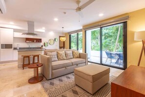 TV, offices - Anah Village Near Akumal | Pool, Spa & Gym Access (Akumal)