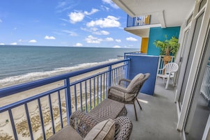 Signature Διαμέρισμα (Condo), 2 Υπνοδωμάτια, Μπαλκόνι, Θέα στην Παραλία | Μπαλκόνι