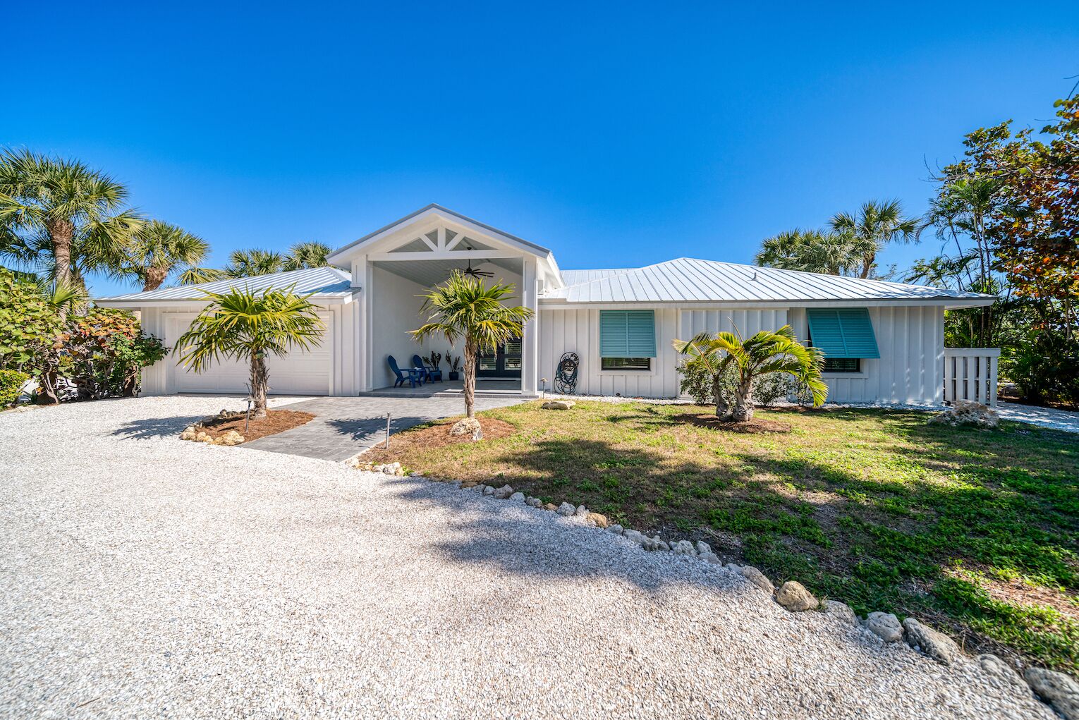 Paradise Palms: Gorgeous Completely Renovated Home on Sanibel Island