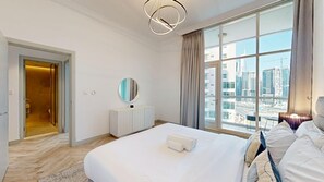 3 soverom, skrivebord, strykejern/-brett og wi-fi