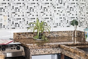 Interior detail - pousada pe na areia (Rio das Ostras)