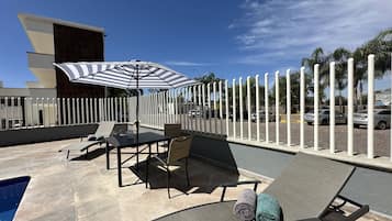 Alberca al aire libre