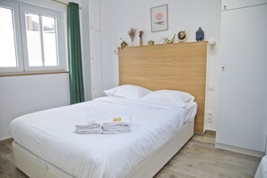 1 bedroom, desk, iron/ironing board, WiFi - Perfect Modern Apt Saint Germain (Paris)