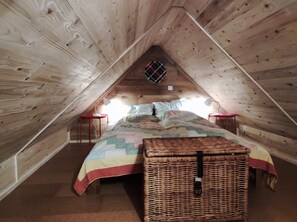 2 quartos, berço de viagem, Wi-Fi, roupa de cama