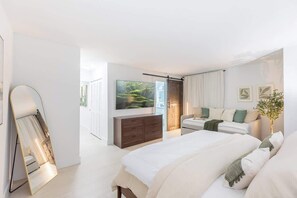 2 bedrooms, iron/ironing board, WiFi, bed sheets - Gorgeous Beach Front Condo, Near Flagler Ave - 701 (New Smyrna Beach)