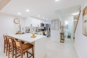 Fridge, microwave, oven, stovetop - Gorgeous Beach Front Condo, Near Flagler Ave - 701 (New Smyrna Beach)