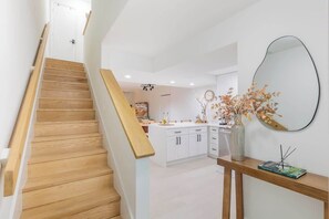 Interior - Gorgeous Beach Front Condo, Near Flagler Ave - 701 (New Smyrna Beach)