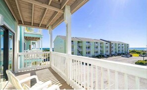 Property grounds - It's a Shore Thing-Pebble Beach - Emerald Isle,  NC (Emerald Isle)