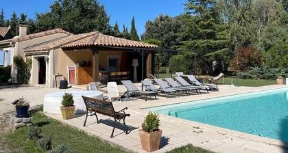 Le Mas Pily, Mas Authentique ValrĂ©as, Grignan au CĆur de Lâenclave des Papes