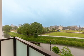 Basic House | Terrace/patio