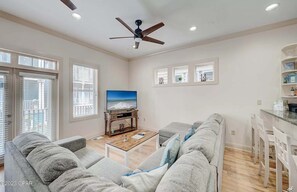TV