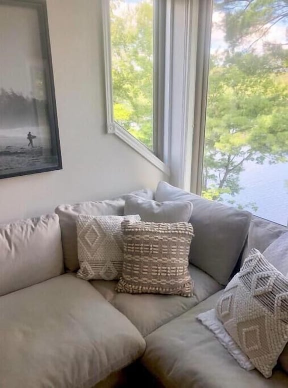 Lakeside In Muskoka - Ontario 60
