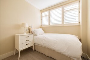 3 soverom, strykejern/-brett, wi-fi (inkludert) og sengetøy