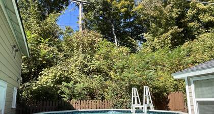 Cooperstown Cottage - 2 miles to Cooperstown Dreams park - with a pool!