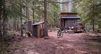 Best West Kootenay Off-Grid Tiny House