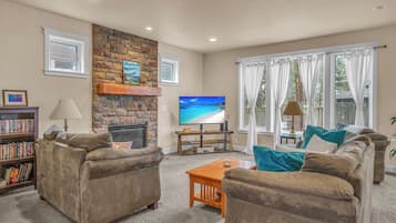 Smart TV, reproductor de DVD y tenis de mesa