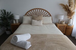 4 chambres, bureau, fer et planche à repasser, Wi-Fi gratuit