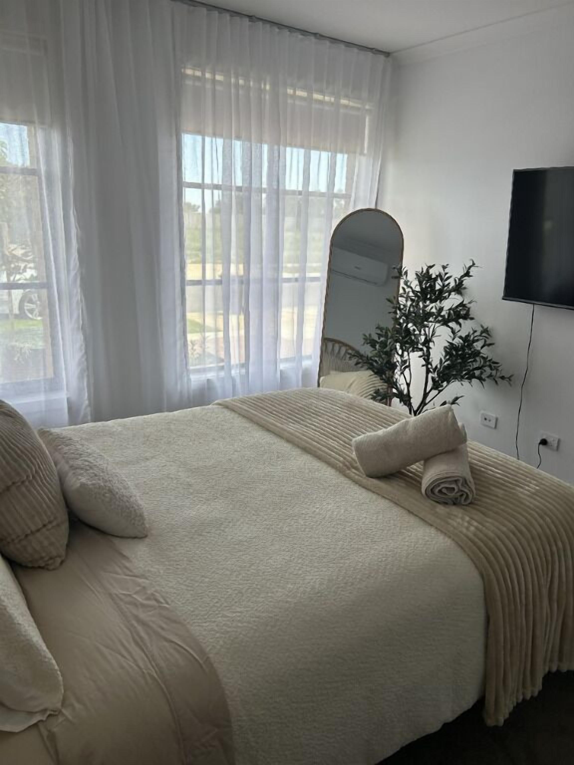 4 chambres, bureau, fer et planche à repasser, Wi-Fi gratuit