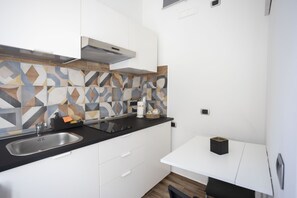 Chambre Familiale | Cuisine privée