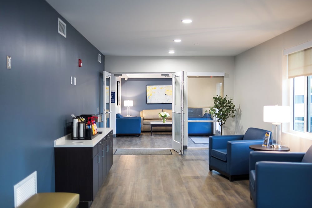 stayAPT Suites Pensacola photo 3