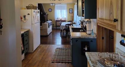 Relax at our Cozy Cottage in the heart of Eagle Harbor