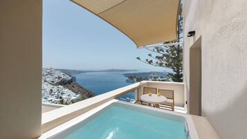 Romantic Suite, 1 Bedroom, Hot Tub, Ocean View | Private spa tub