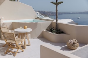 Comfort-Apartment, 1 Schlafzimmer, Whirlpool, eingeschränkter Meerblick | Eigener Whirlpool