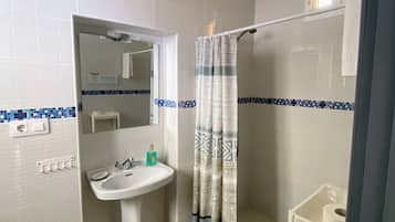 Chambre Double ou avec lits jumeaux | Wi-Fi gratuit