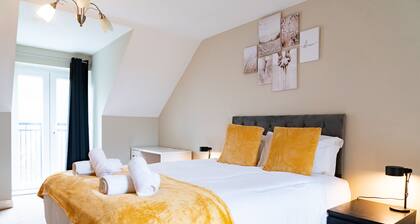 Lovely 4-bed House in Huntingdon