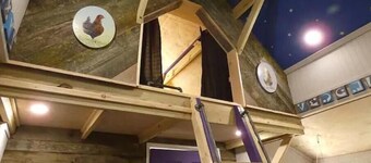 The Tree House at Underhill Hollow