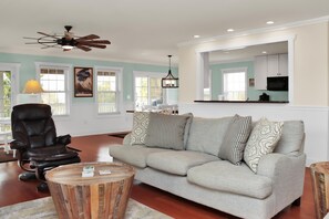 House, Multiple Beds (Cape Dreamin') | Living area - Cape Dreamin' (Port St. Joe)