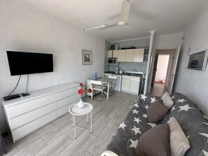 TV
