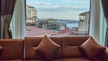 إطلالة على المدينة