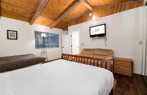 3 bedrooms, WiFi - Can’t Bear To Leave (Big Bear Lake)