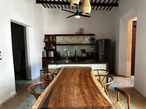 Dining - Colonial Property with a Tropical Garden and Pool (Mérida)