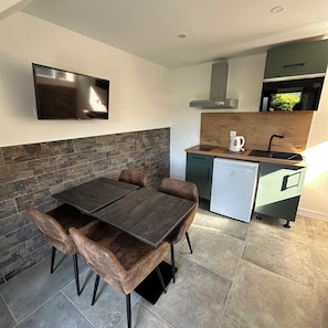CASA CRUSCIANU | Private kitchen | Fridge, microwave, stovetop, cookware/dishes/utensils - LE RELAIS DE SISCO (Sisco)