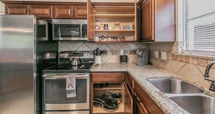 15-min Walk to Stadium w/ Huge Yard + Firepit