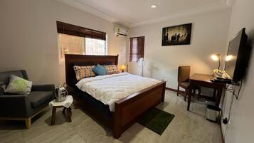 1 chambre, ameublement personnalisé