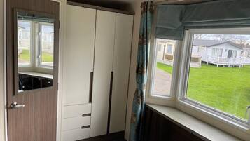 Cabane | 2 chambres, fer et planche à repasser, Wi-Fi gratuit, draps fournis