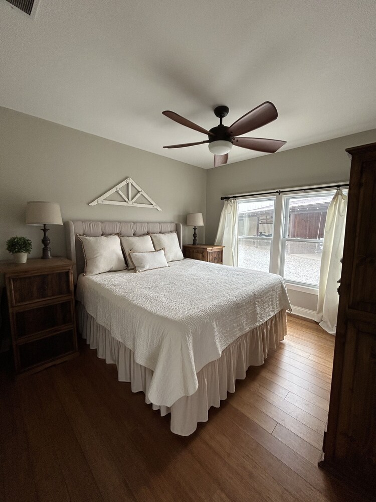 80 acre Kentucky Horse Farm 6BR/ 4BA 30 mins. to Derby 10 mins. to PGA. Shelby County Vrbo