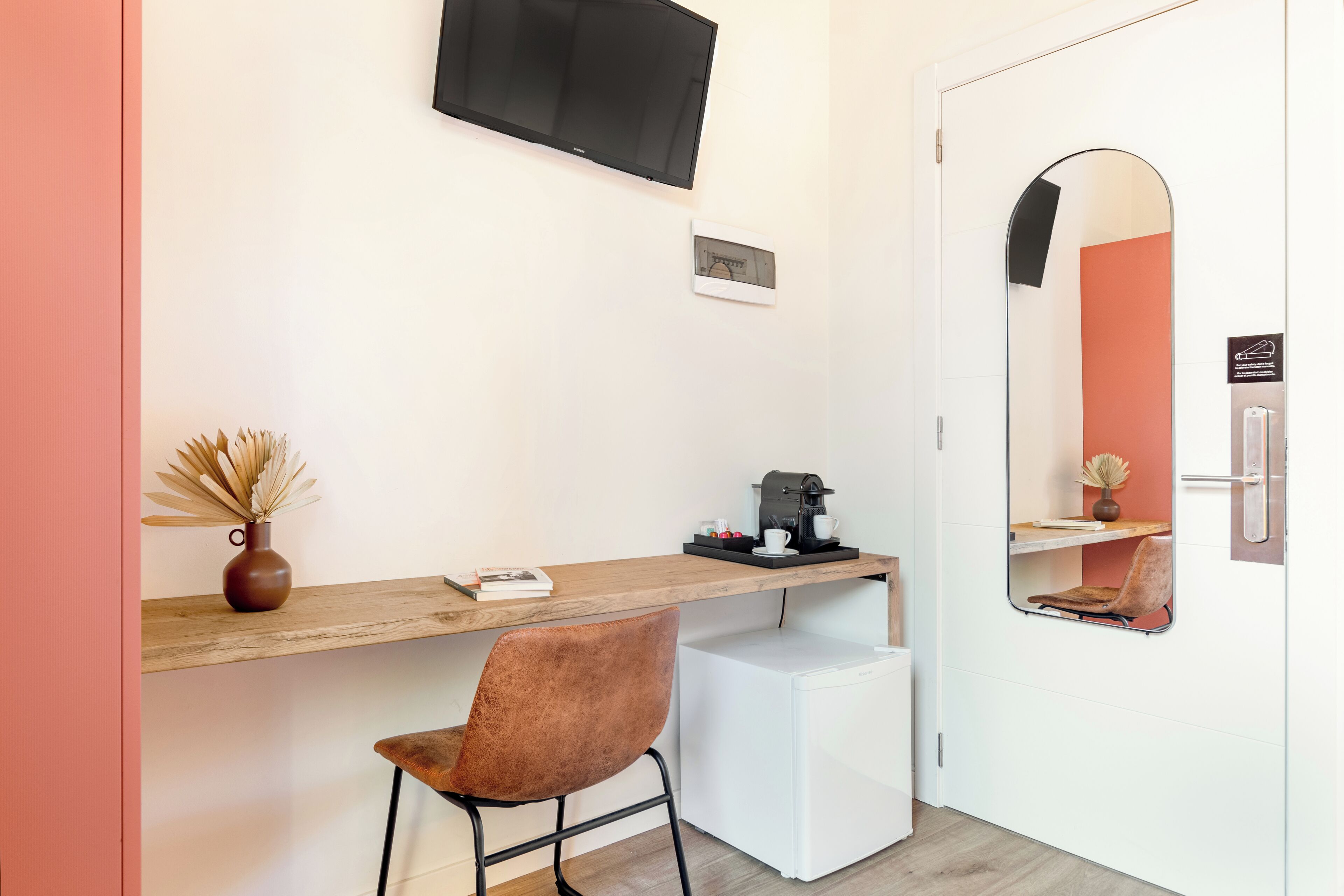 Photo - LeMar by Aspasios